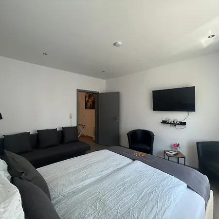 Maison Lounge